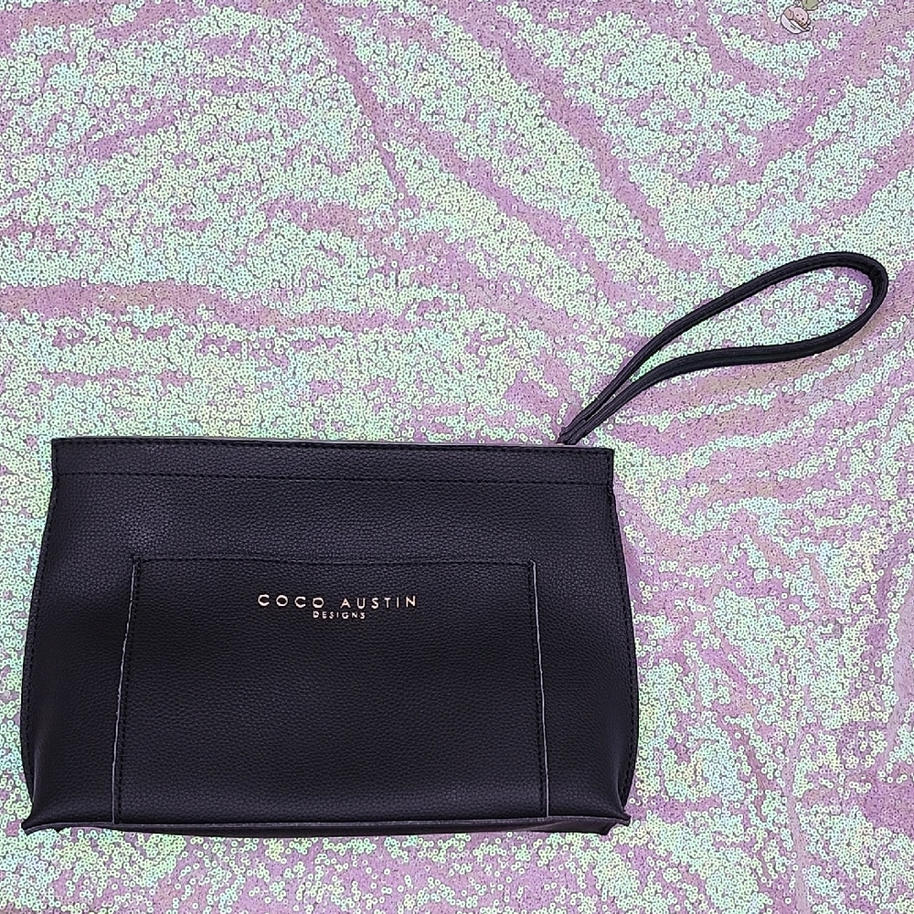 COCO AUSTIN Sleek Black Wristlet Clutch Minimalist Design NEW